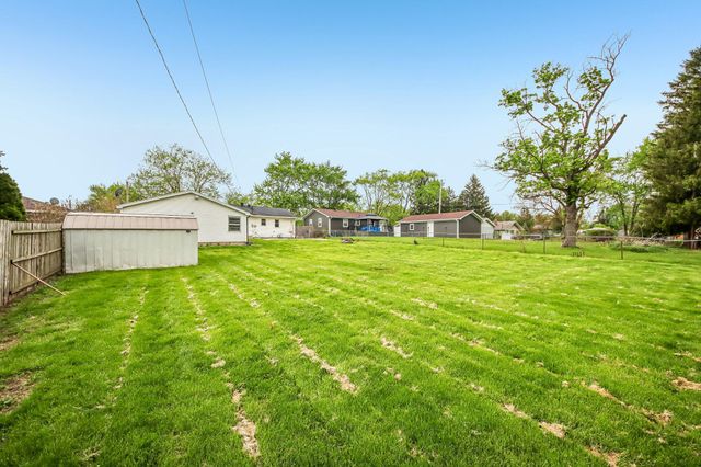 1906 Edison Street, Schererville, IN 46375
