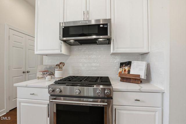 202 Sir Walker Lane, Cary, NC 27519