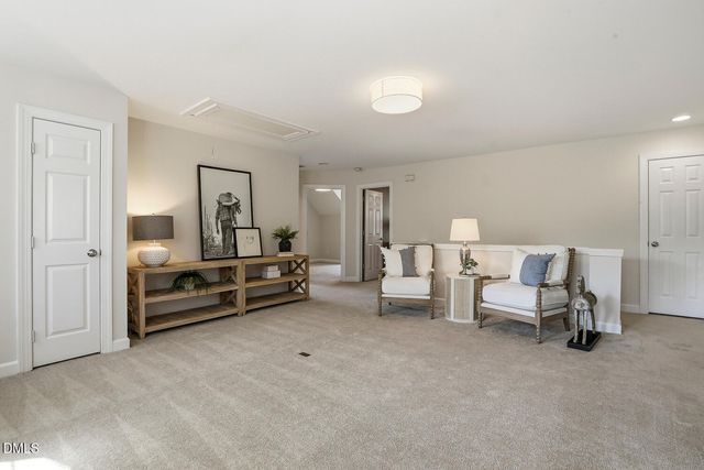 202 Sir Walker Lane, Cary, NC 27519