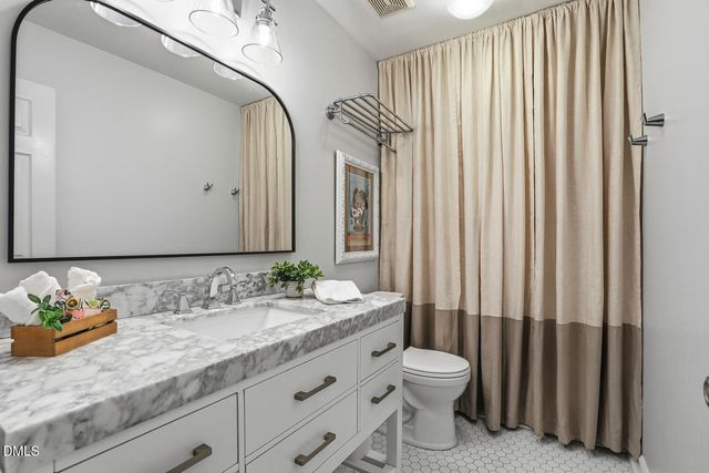 202 Sir Walker Lane, Cary, NC 27519