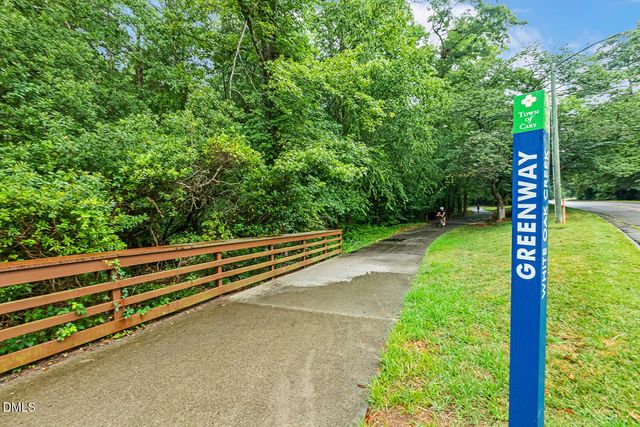 202 Sir Walker Lane, Cary, NC 27519