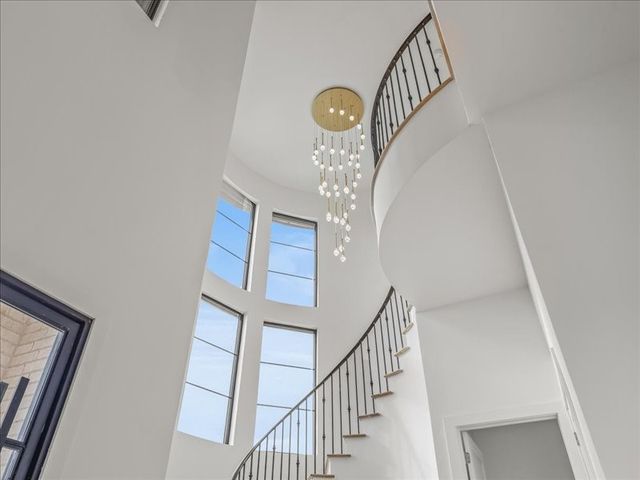 145 Sawgrass Drive, Heath, TX 75032