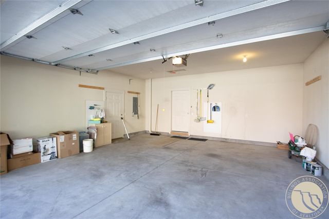 1629 Lone Pine Drive, Billings, MT 59101