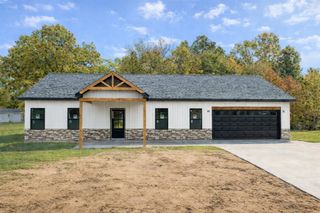 354 Nicole Drive, Grand Rapids, MI 49534