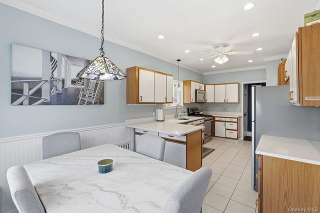 32 Brookside Place, New Rochelle, NY 10801