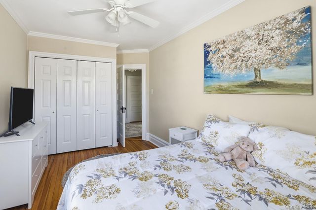 32 Brookside Place, New Rochelle, NY 10801