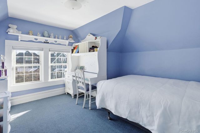 32 Brookside Place, New Rochelle, NY 10801