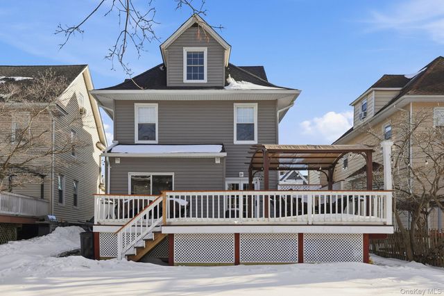 32 Brookside Place, New Rochelle, NY 10801