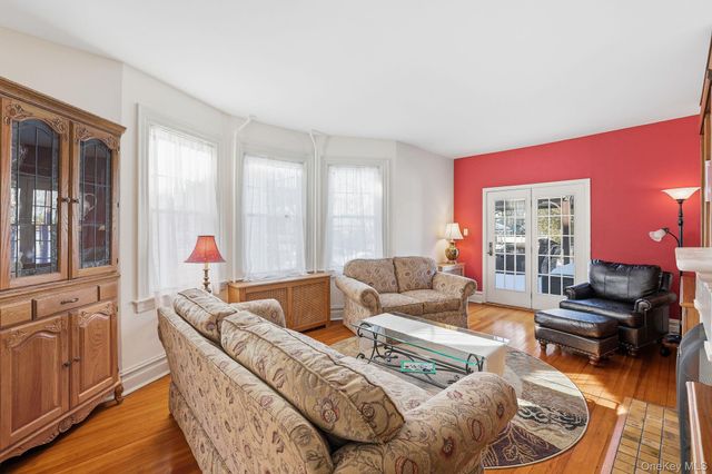 32 Brookside Place, New Rochelle, NY 10801