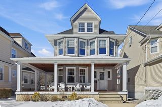 32 Brookside Place, New Rochelle, NY 10801