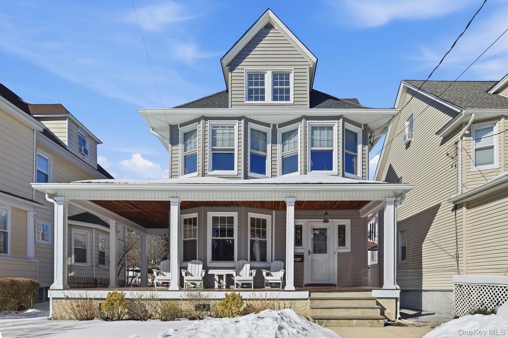 32 Brookside Place, New Rochelle, NY 10801