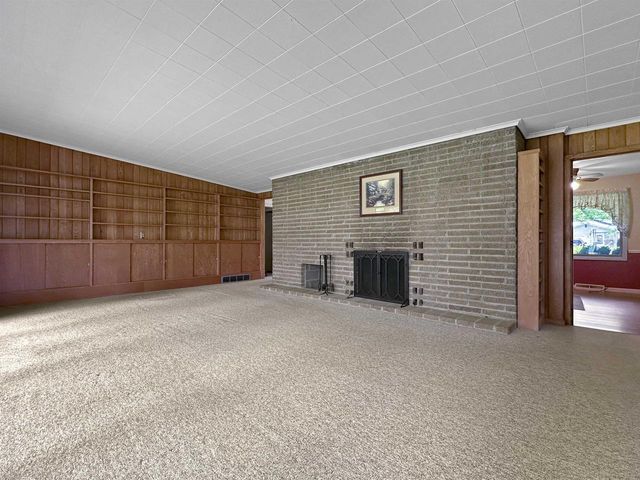 2545 NA WA KA DRIVE, Marinette, WI 54143