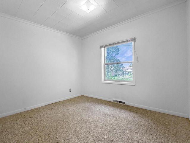 2545 NA WA KA DRIVE, Marinette, WI 54143