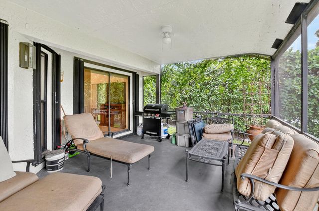 20803 Cabrillo Way, Boca Raton, FL 33428