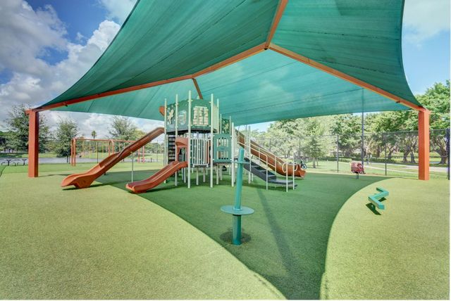 20803 Cabrillo Way, Boca Raton, FL 33428