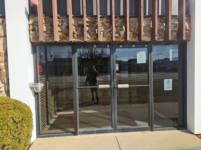 4410 Roosevelt Road 203, Hillside, IL 60162