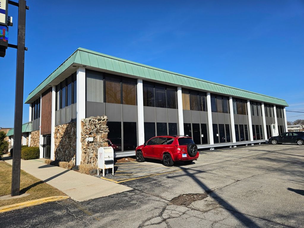 4410 Roosevelt Road 203, Hillside, IL 60162