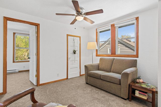 3236 James Avenue N, Minneapolis, MN 55412
