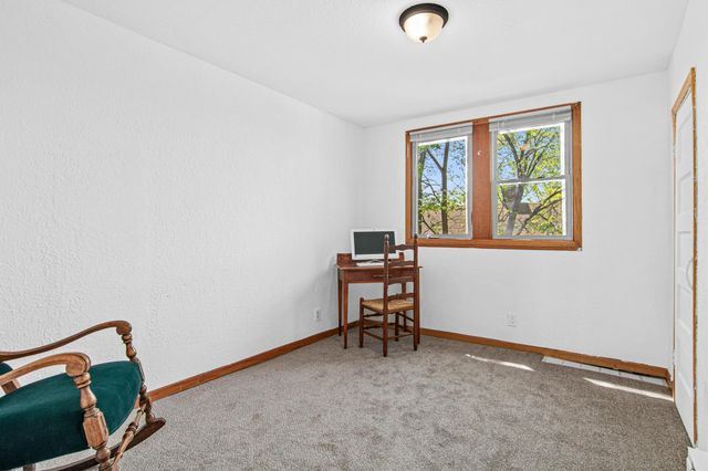 3236 James Avenue N, Minneapolis, MN 55412