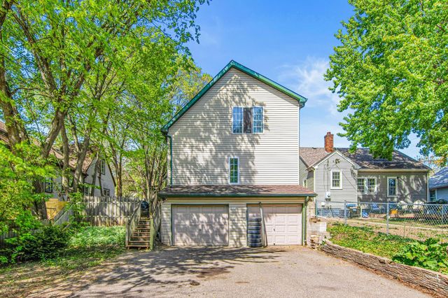 3236 James Avenue N, Minneapolis, MN 55412