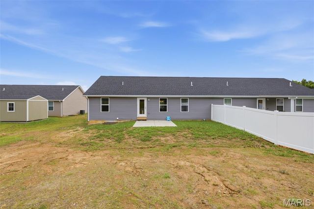 124 Grindstone Court, Moscow Mills, MO 63362