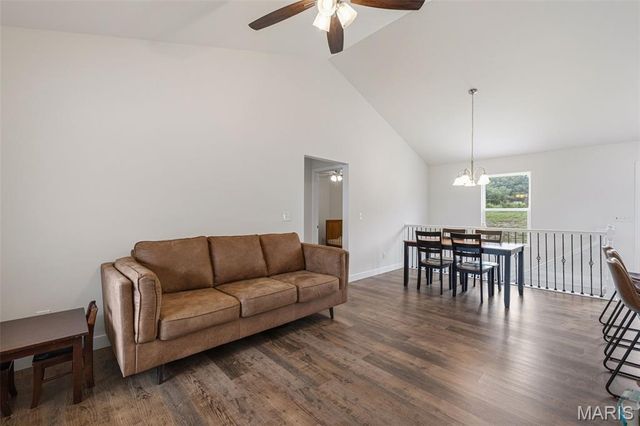 124 Grindstone Court, Moscow Mills, MO 63362
