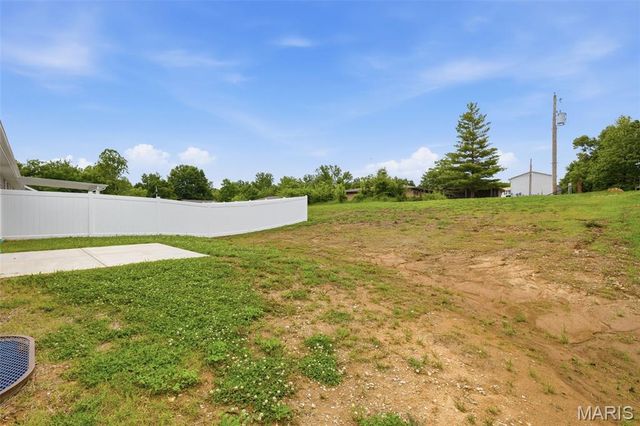 124 Grindstone Court, Moscow Mills, MO 63362