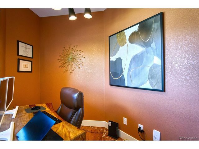 1522 Moonlight Dr, Longmont, CO 80504