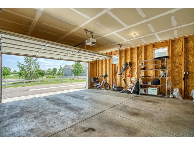 1522 Moonlight Dr, Longmont, CO 80504