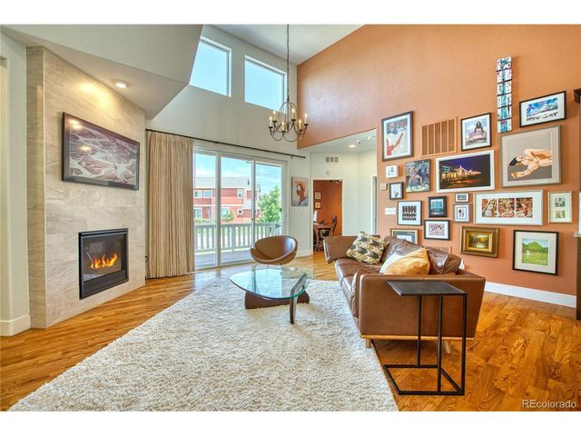 1522 Moonlight Dr, Longmont, CO 80504