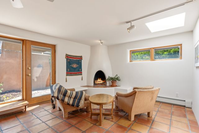 414 Sosaya Lane, Santa Fe, NM 87505