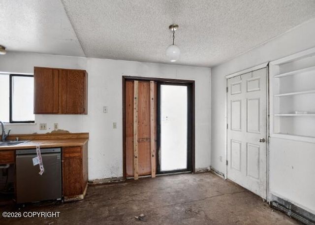 19535 Spruce Drive, Chugiak, AK 99567