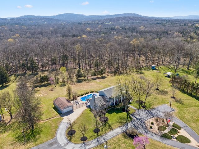 9469 Christiana Fosterville Road, Christiana, TN 37037