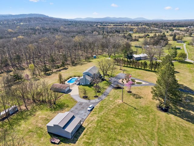 9469 Christiana Fosterville Road, Christiana, TN 37037