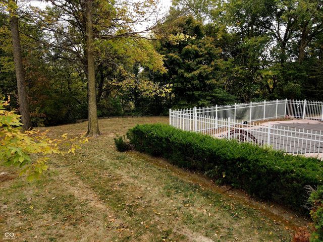 5773 Station Hill Drive, Avon, IN 46123