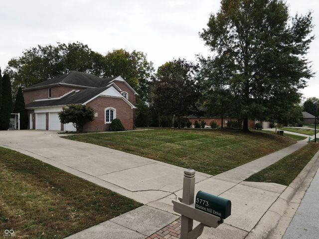 5773 Station Hill Drive, Avon, IN 46123