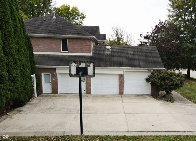 5773 Station Hill Drive, Avon, IN 46123