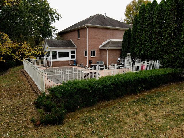 5773 Station Hill Drive, Avon, IN 46123