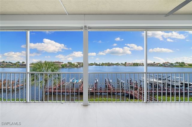 9700 Gulf Shore DR 202, Naples, FL 34108