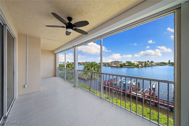 9700 Gulf Shore DR 202, Naples, FL 34108
