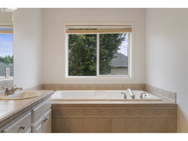 17704 Ne 24TH St, Vancouver, WA 98684