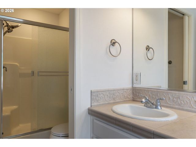 17704 Ne 24TH St, Vancouver, WA 98684
