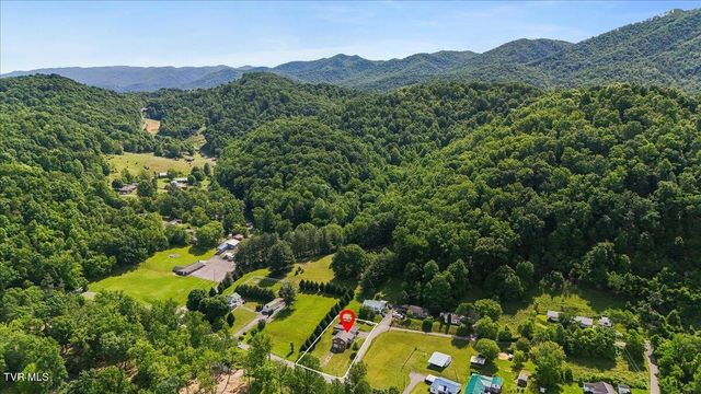 105 Meredith Drive, Elizabethton, TN 37643