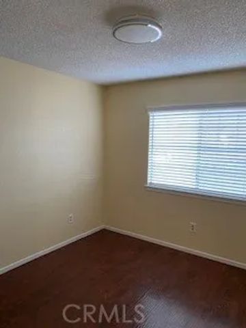 9290 Buckthorn Avenue, Hesperia, CA 92345