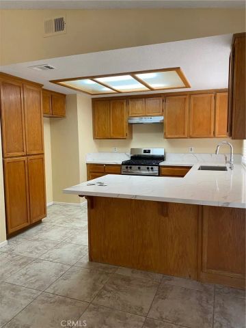 9290 Buckthorn Avenue, Hesperia, CA 92345