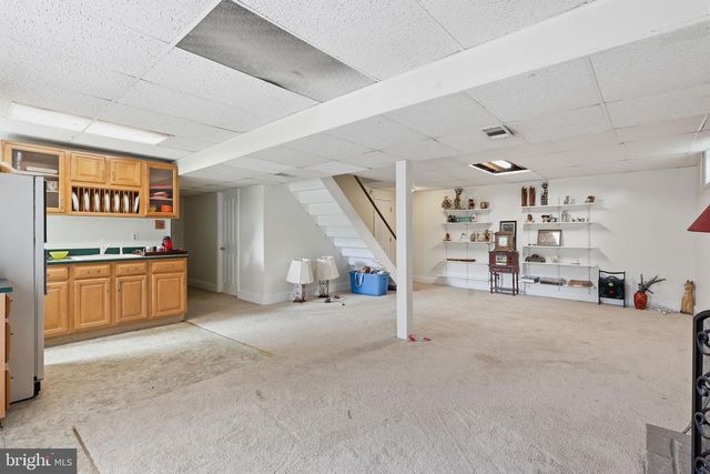 39335 BOLINGTON RD, Lovettsville, VA 20180