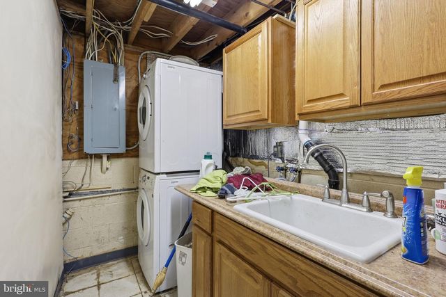 39335 BOLINGTON RD, Lovettsville, VA 20180