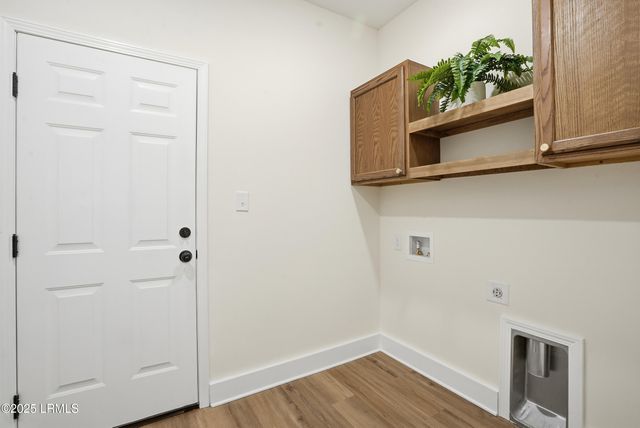 575 Sams Point Road, Beaufort, SC 29907