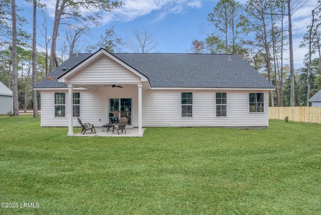575 Sams Point Road, Beaufort, SC 29907