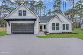 575 Sams Point Road, Beaufort, SC 29907
